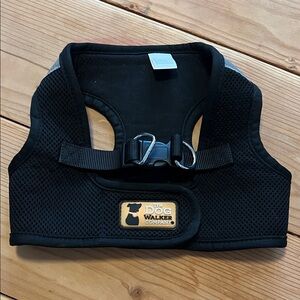 Dog Walker Company Black Pet Harness. M